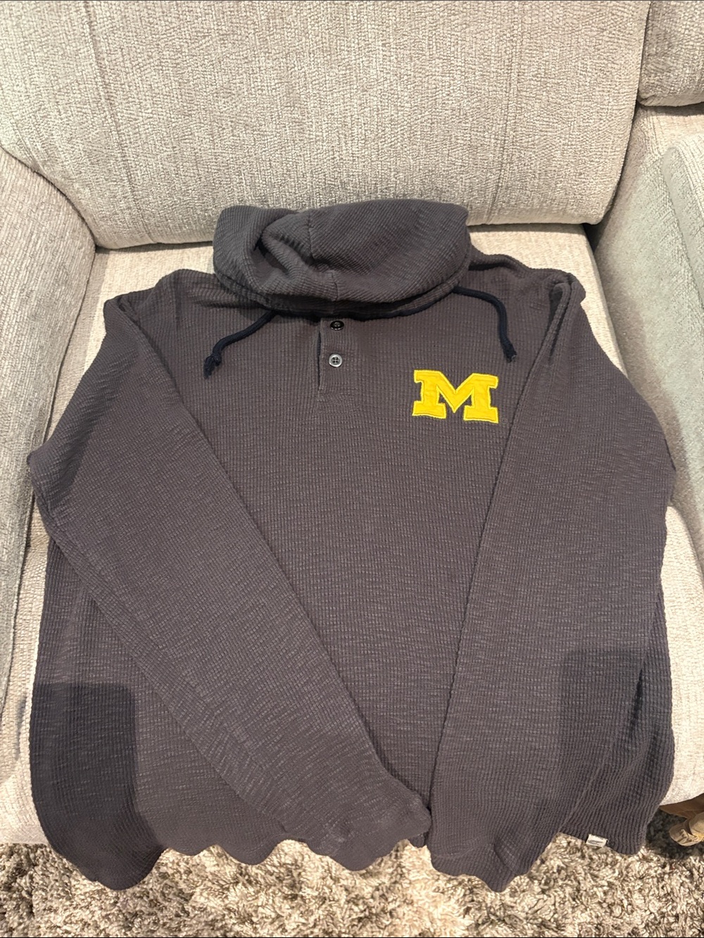 Colosseum University of Michigan Charcoal Hooded Pullover with Yellow 'M' Patch